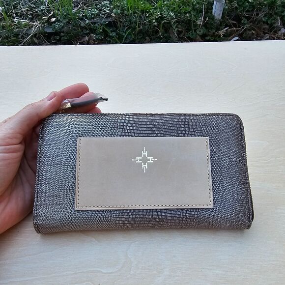 India Hicks Handbags - India Hicks Wallet Tan Brown. NWOT